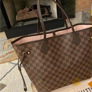 *SOLD* AUTHENTIC Louis Vuitton Neverfull MM
